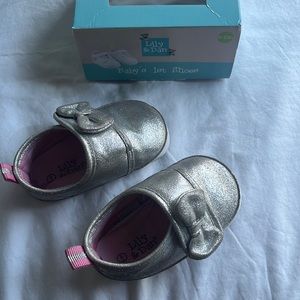 Lily and Dan 6-12 month baby shoes